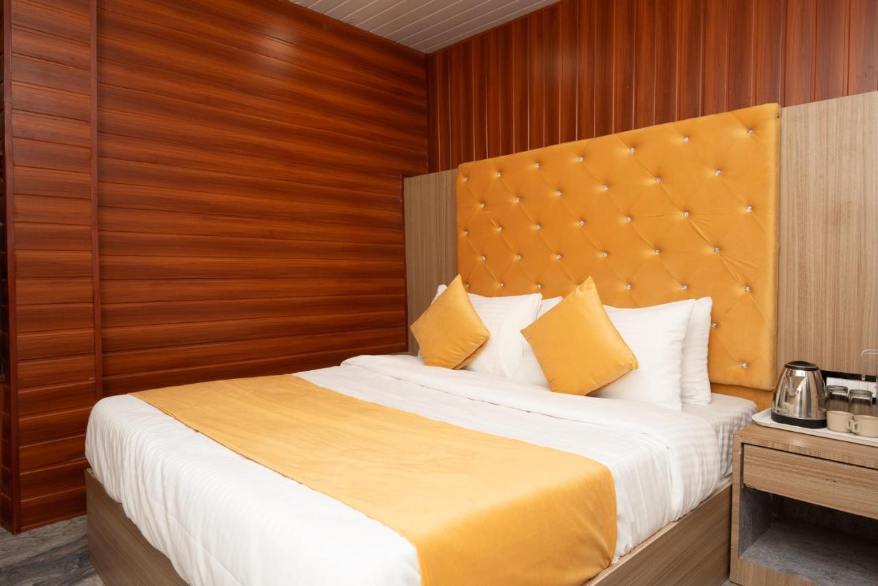 Hotel Priceless Suite Bombay Exhibition Centre Goregaon West Mumbai Dış mekan fotoğraf