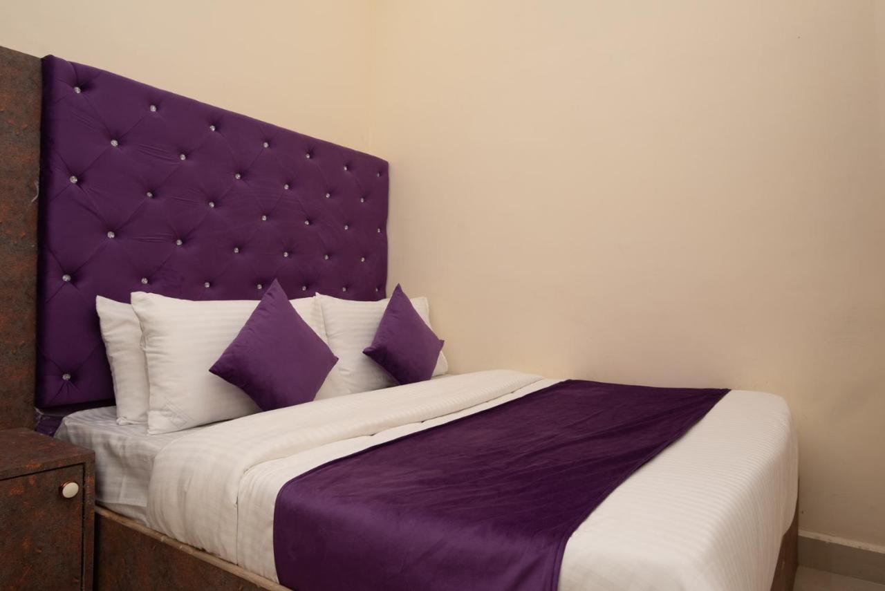 Hotel Priceless Suite Bombay Exhibition Centre Goregaon West Mumbai Dış mekan fotoğraf
