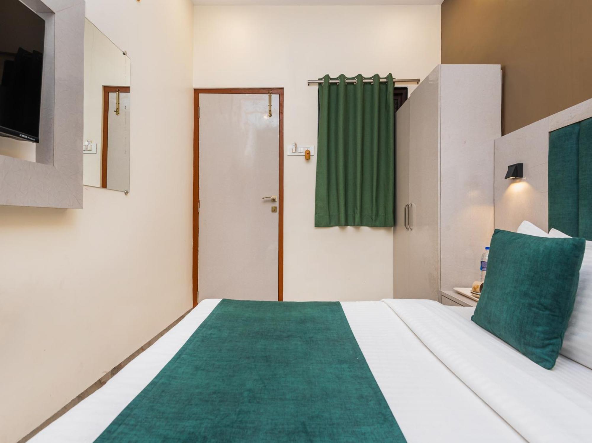 Hotel Priceless Suite Bombay Exhibition Centre Goregaon West Mumbai Dış mekan fotoğraf