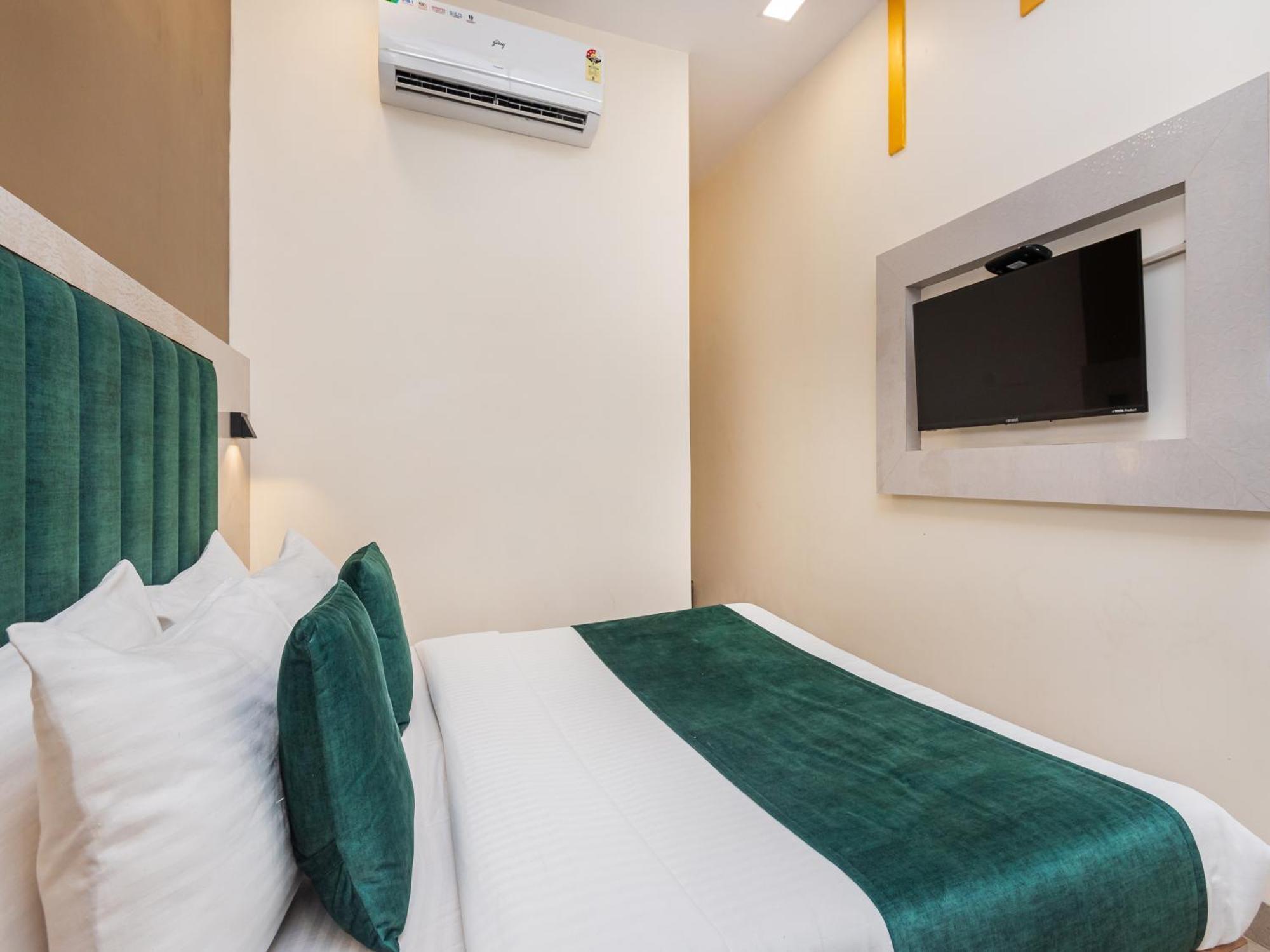 Hotel Priceless Suite Bombay Exhibition Centre Goregaon West Mumbai Dış mekan fotoğraf